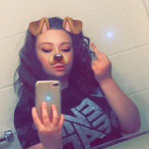 Meet your Posher, Leanne